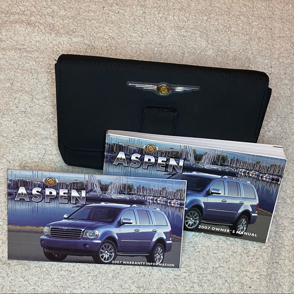 Chrysler Aspen Owners Manual, 2007 Warranty information book, velcro Case